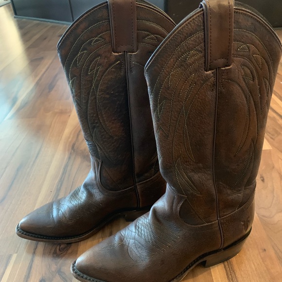 Frye Shoes - Woman’s Frye boots
